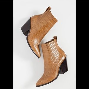 New Loeffler Randall Kali Western Heeled Boot. 8.5